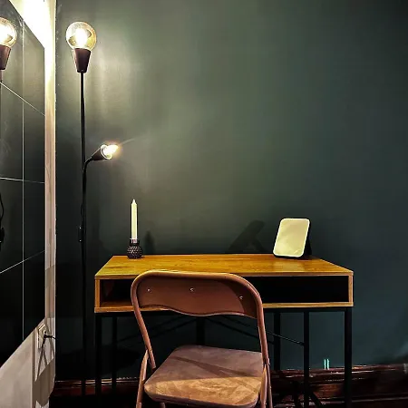 Loft With Cinema & Foosball Sava View Old Town Apartman