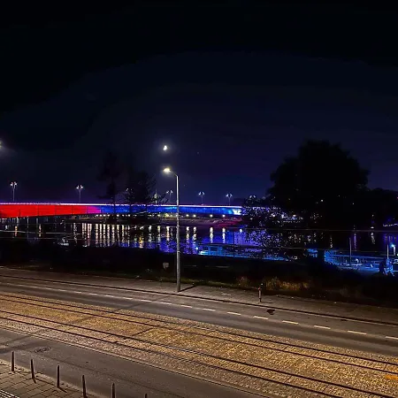 Loft With Cinema & Foosball Sava View Old Town *