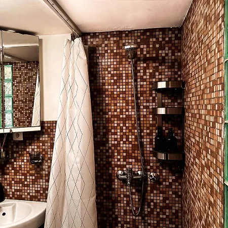 Apartman Loft With Cinema & Foosball Sava View Old Town